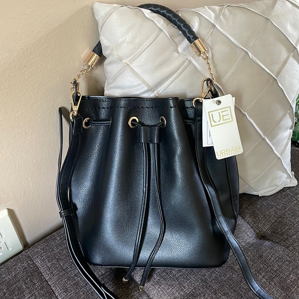 Urban Expressions Dylan Bucket Bag